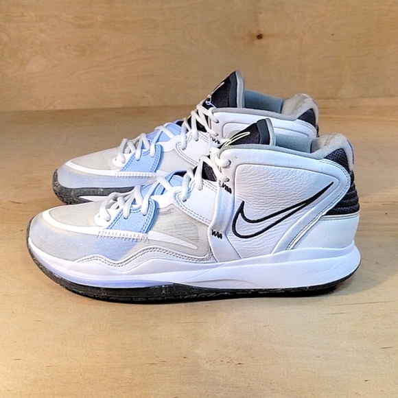 Nike Kyrie Infinity Smoke And Mirrors Basketball Shoes - Picture 6 of 9